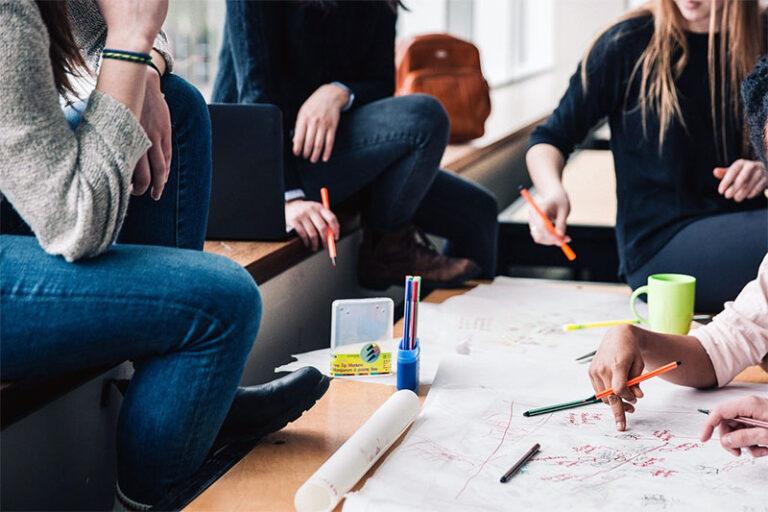 Agence de détectives privés dynamique